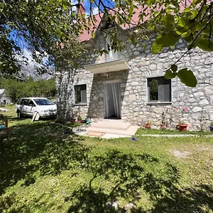 Bujtina Milani Szkodra