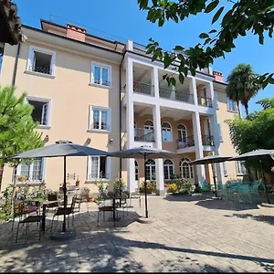 Treva Hotell